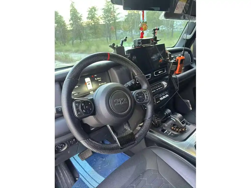 212 T01 2024 2024 2.0T Explorer
