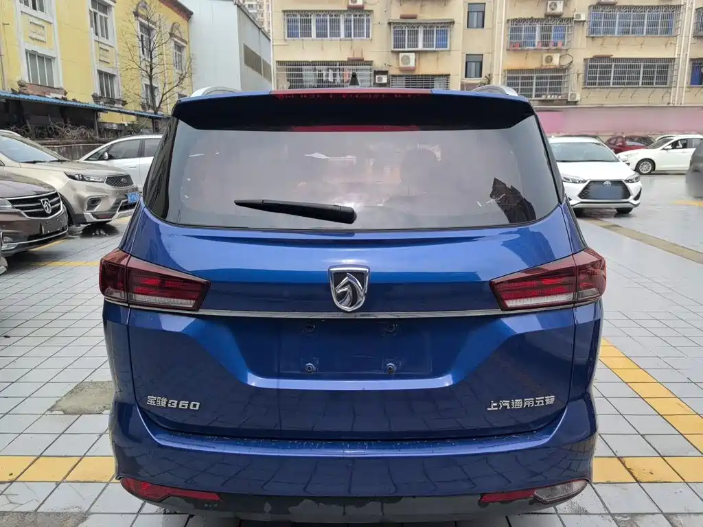 Baojun 360 2019 2018 1.5L Automatic Luxury (China V)