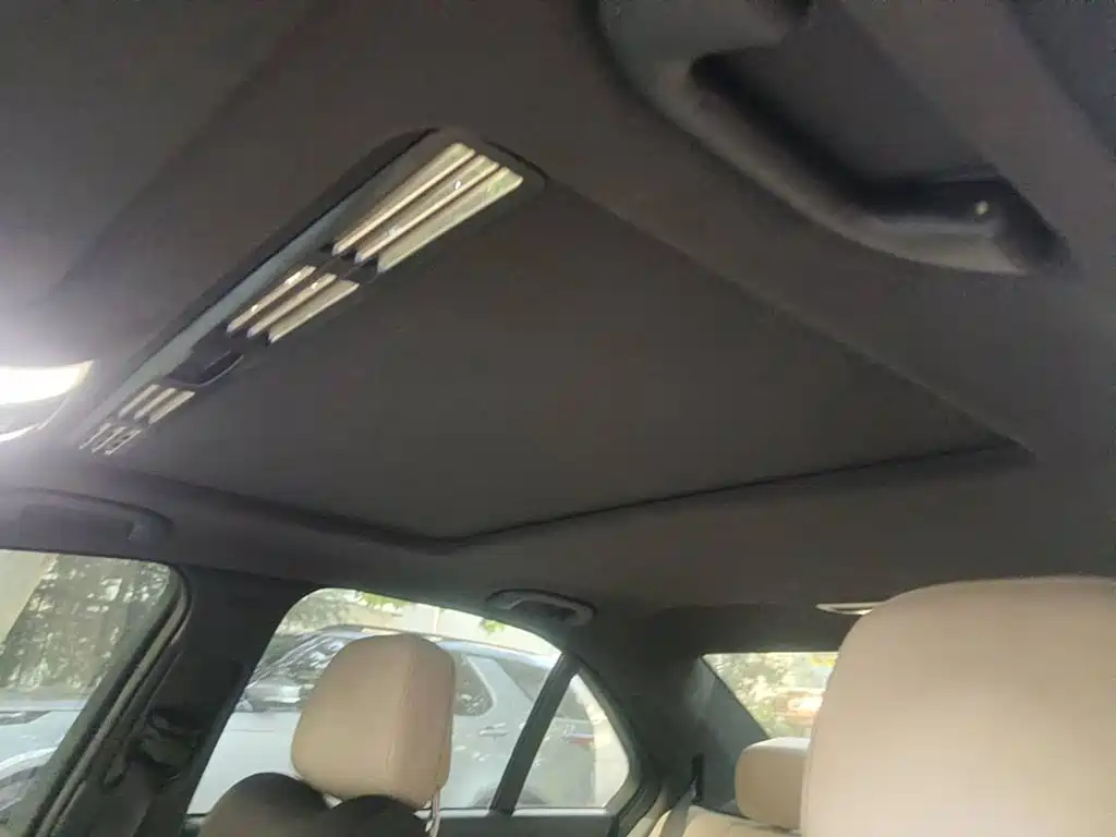 Mercedes-Benz C-Class 2011 2010 C 200 CGI Fashion