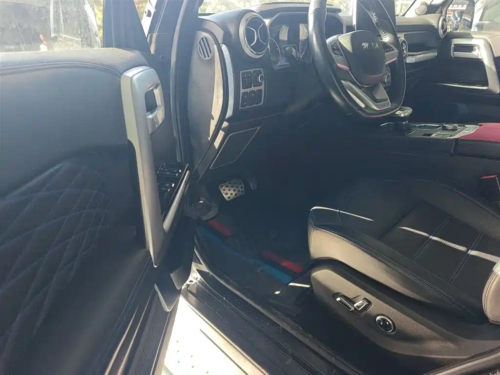 BAIC ORV Beijing Offroad BJ40 2023 2.0D Automatic 4WD Blade Hero Edition Knight Type фото 16