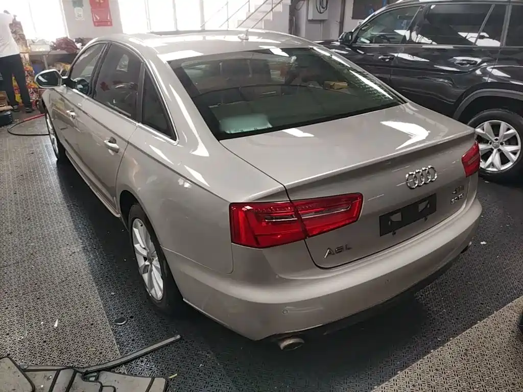 Audi A6L 2015 30 FSI Millionth Anniversary Comfort Enjoyment Type фото 5