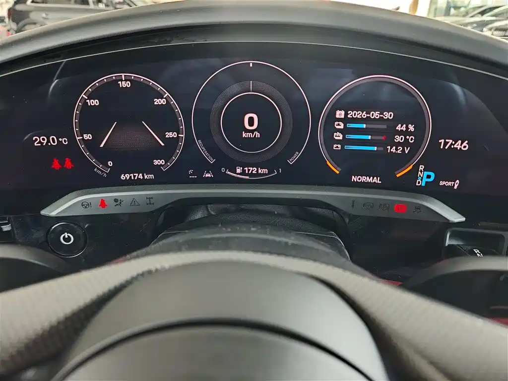 Porsche Taycan 2020 Taycan фото 12