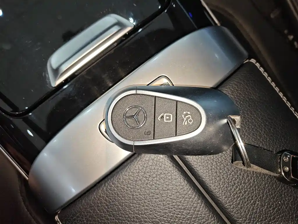 Mercedes-Benz C-Class 2022 Facelift C 200 L Sport фото 9