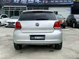 صورة 10 - Volkswagen Polo