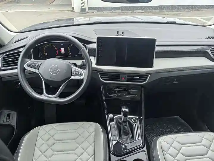 Volkswagen Tayron 2024 2024 300TSI 2WD Luxury Plus Advanced