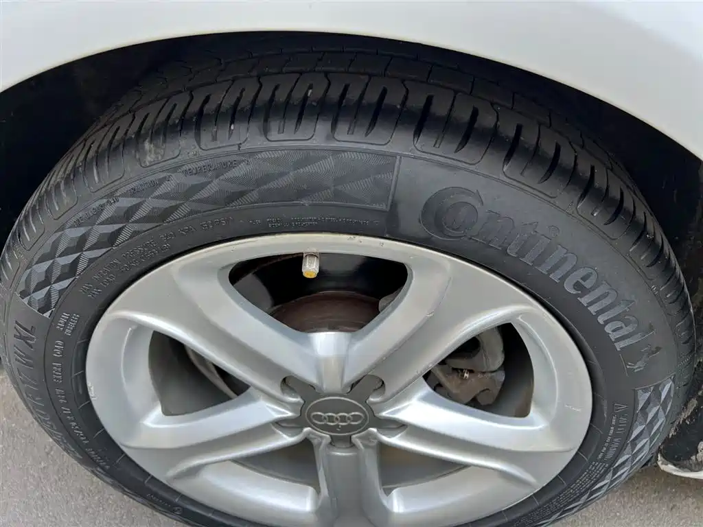 Audi A4L 2013 35 TFSI Automatic Comfort фото 18