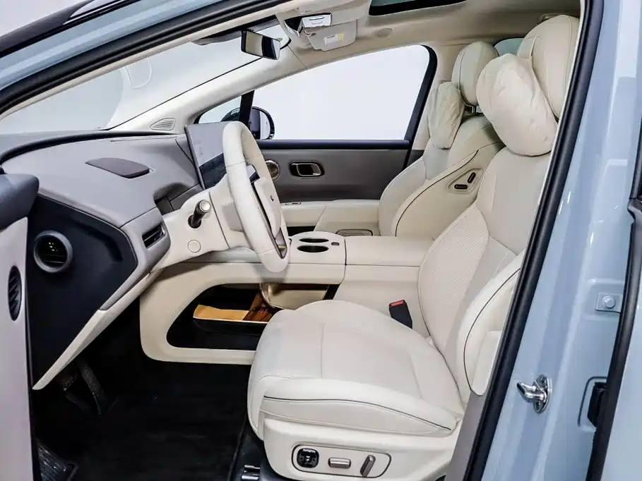 Li Auto Li i8 2025 2025 Standard Edition