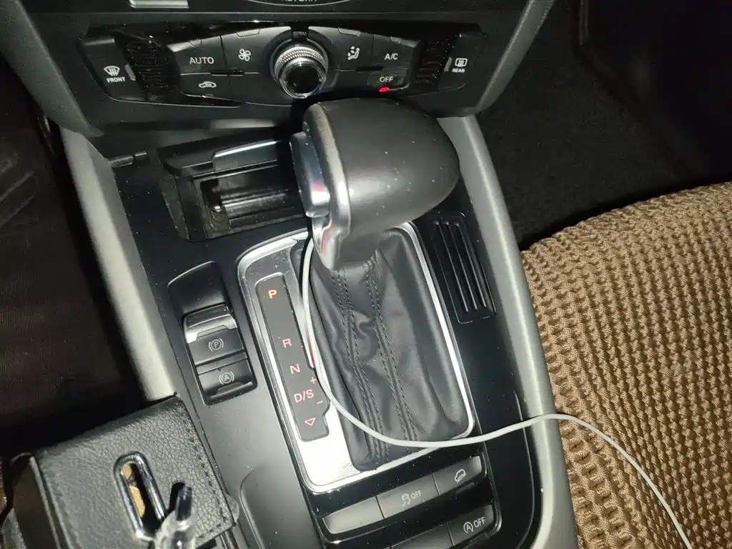 Audi Q5 2015 40 TFSI Progressive фото 7