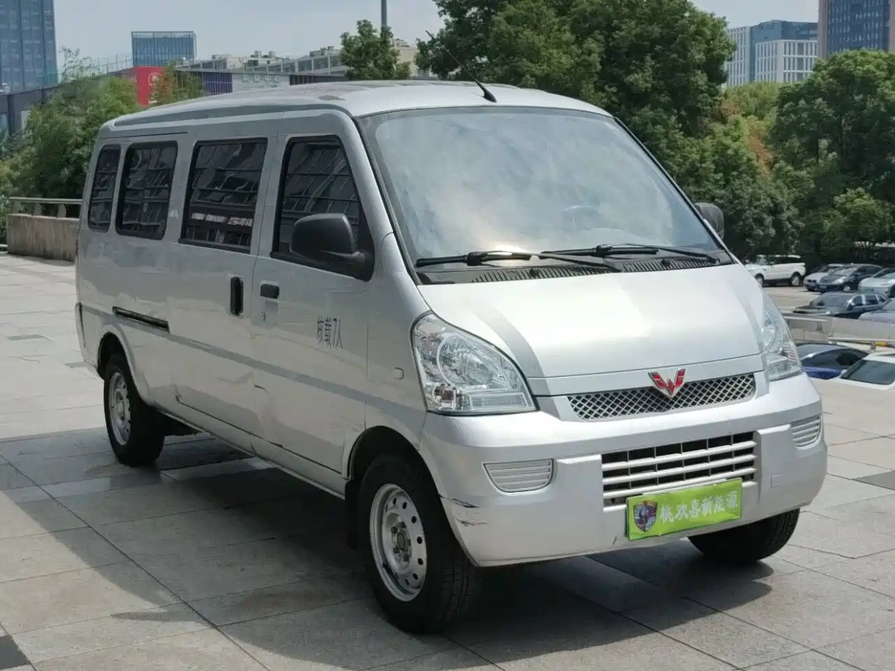 Wuling Motors Wuling Rongguang EV 2021 2022 Basic Passenger Vehicle EVE Battery
