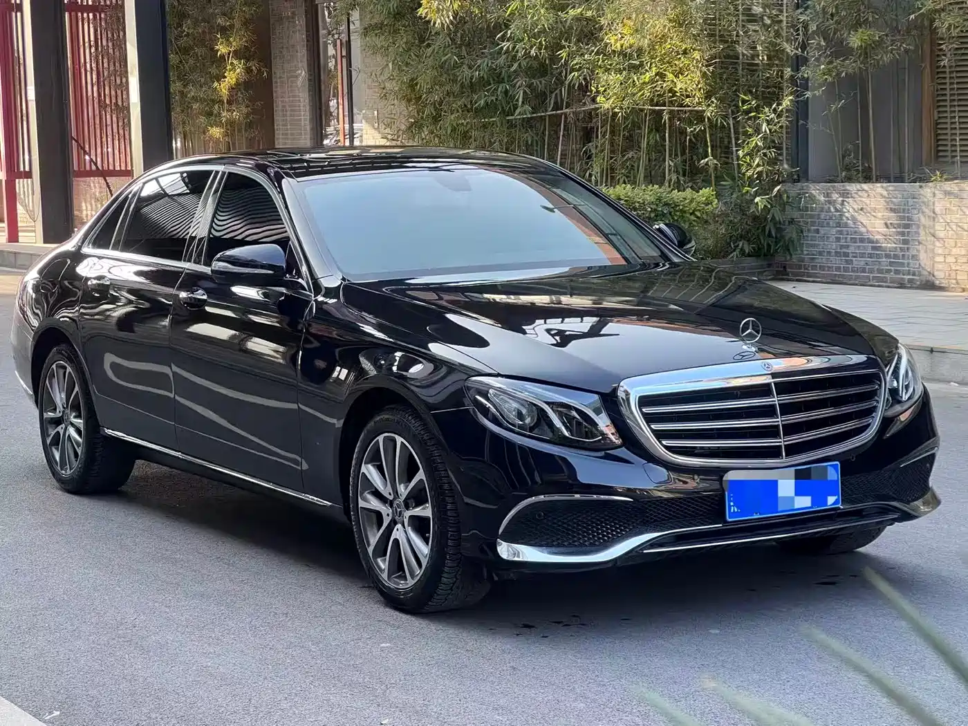 Mercedes-Benz E-Class 2019 E 200 L фото 3