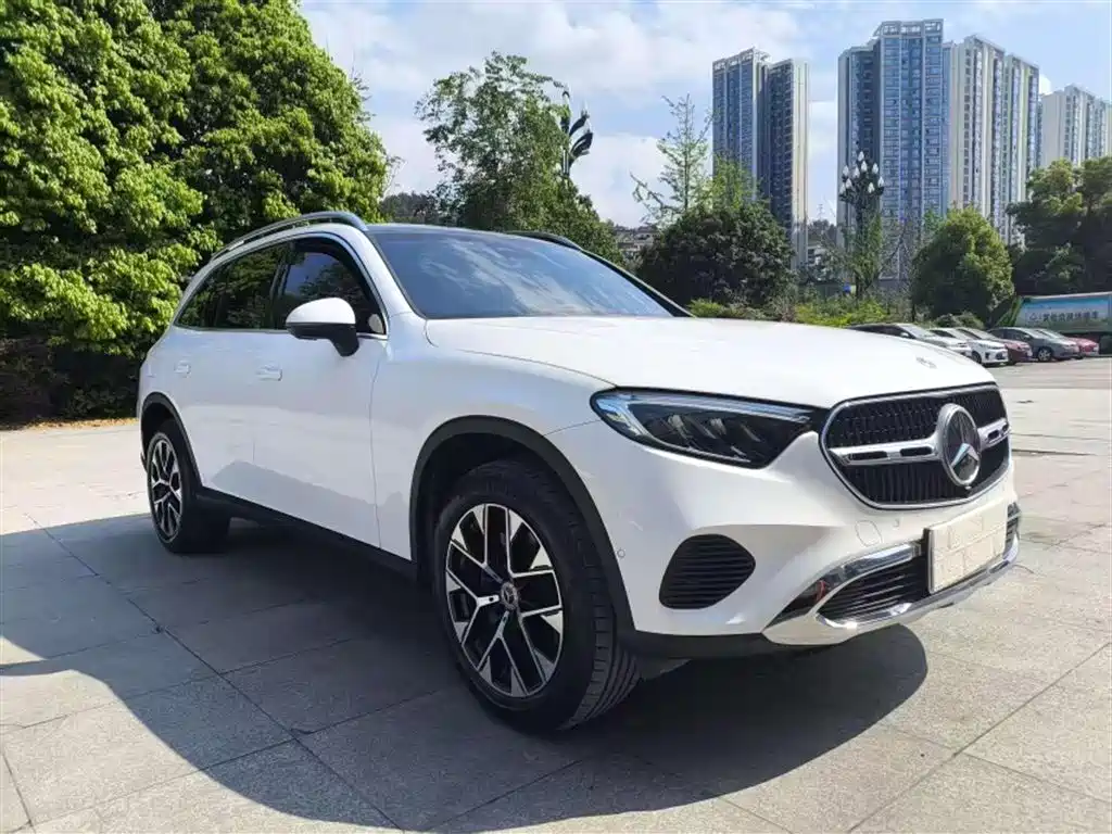Mercedes-Benz GLC 2023 GLC 260 L 4MATIC Sport 5-seater фото 5