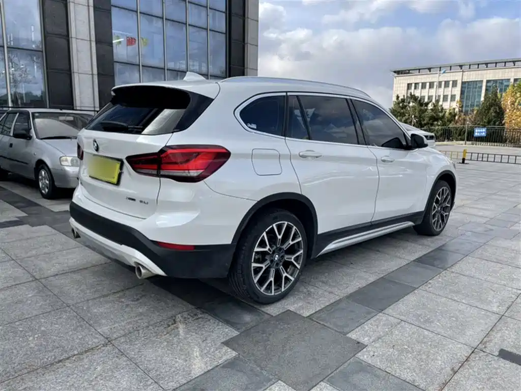 BMW X1 2021 xDrive25Li Exclusive фото 25