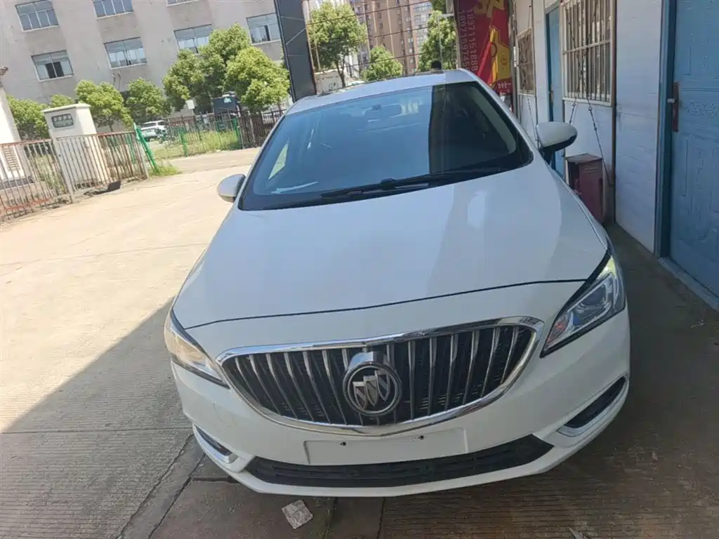 Buick Verano 2017 Sedan 20T DCT Leading фото 3