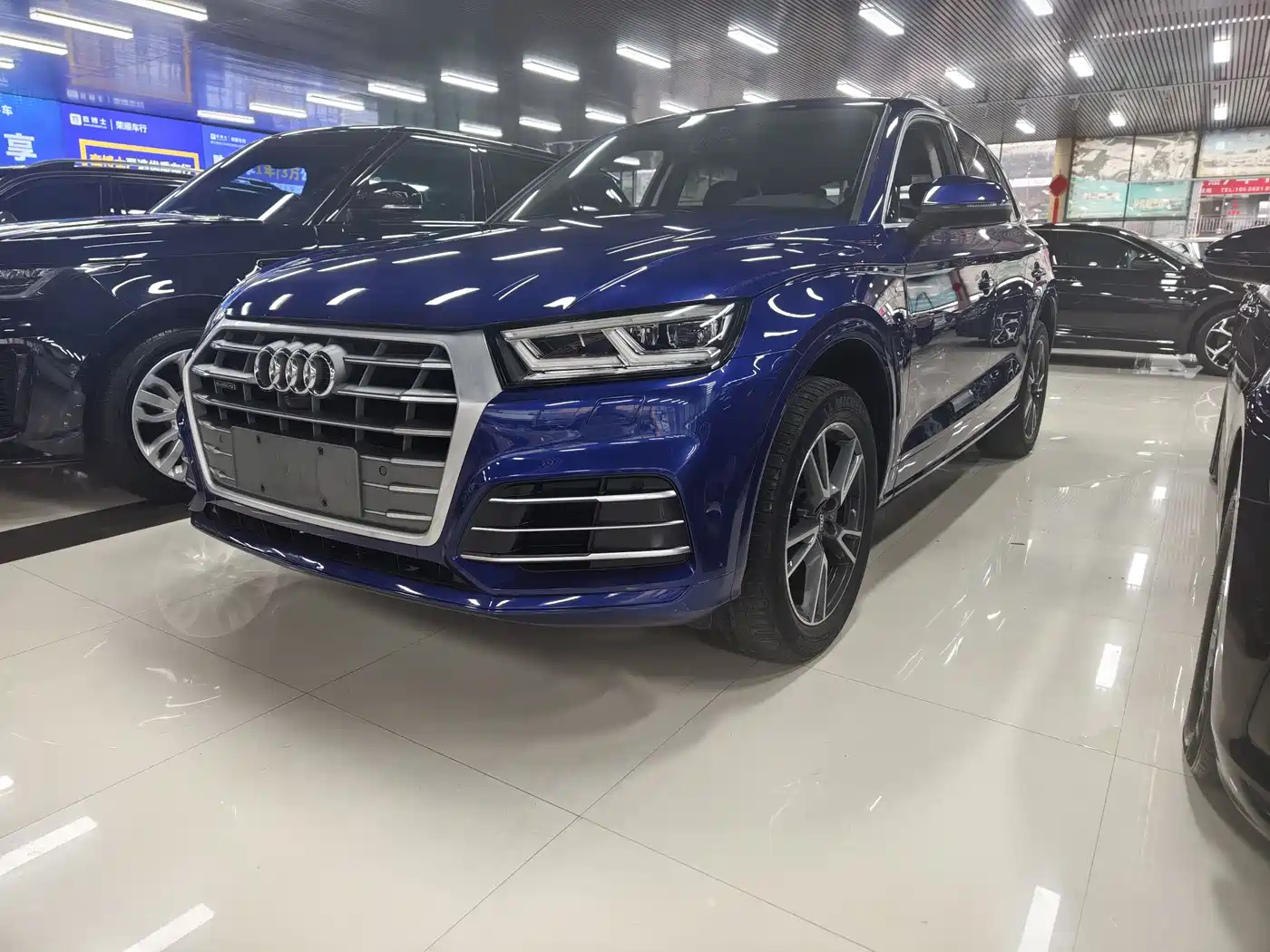 Audi Q5L 2018 40 TFSI Prestige Fashion (China V)
