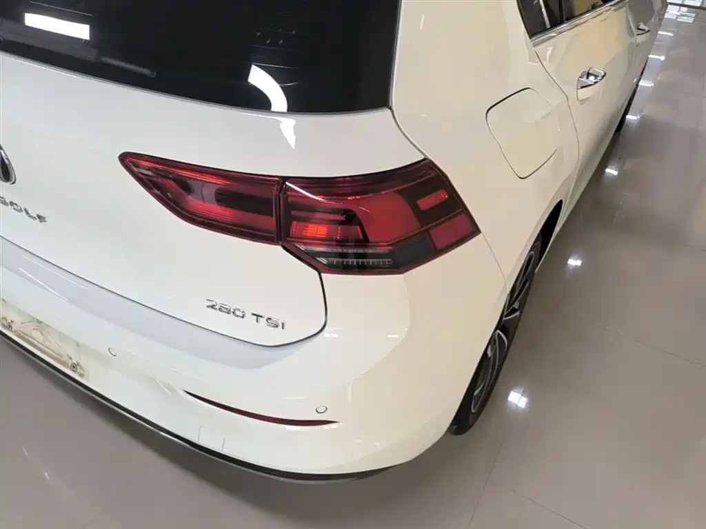 Volkswagen Golf 2021 280TSI DSG Pro фото 8