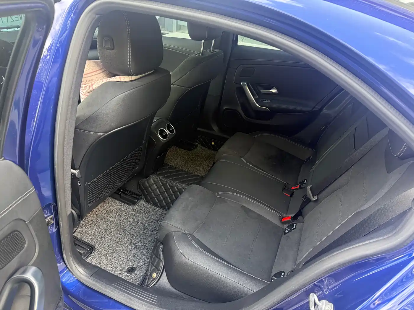 Mercedes-Benz A-Class 2020 A 200 L Sport Sedan фото 7