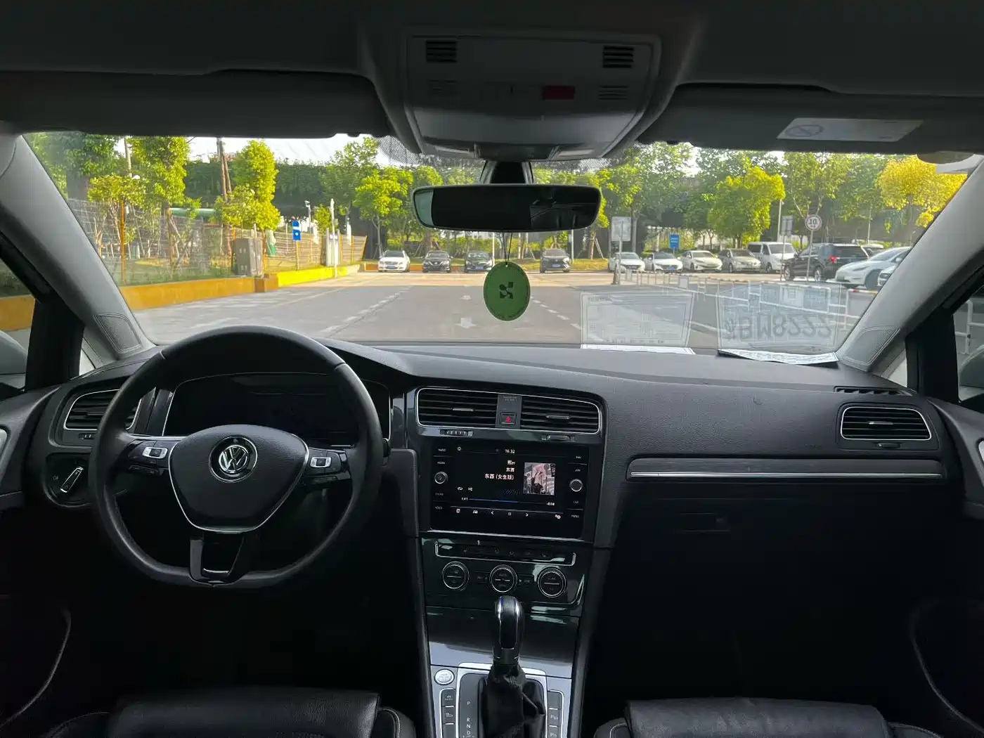 Volkswagen Golf New Energy(Imported) 2018 e-Golf фото 5