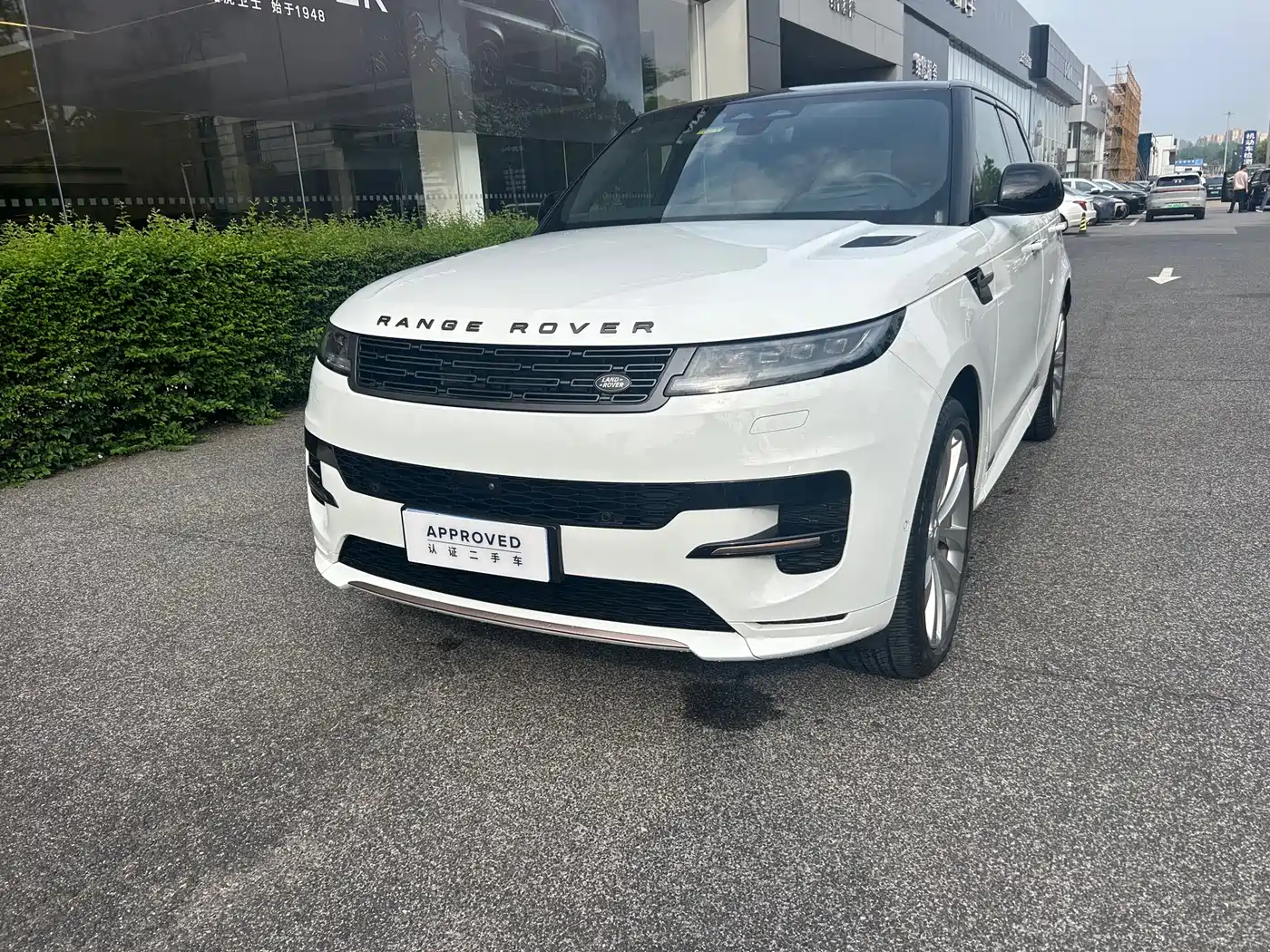 Land Rover Range Rover Sport 2024 400PS Exemplary Edition