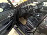 Photo 16 - Land Rover Range Rover Velar