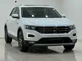 Photo 3 - Volkswagen T-ROC