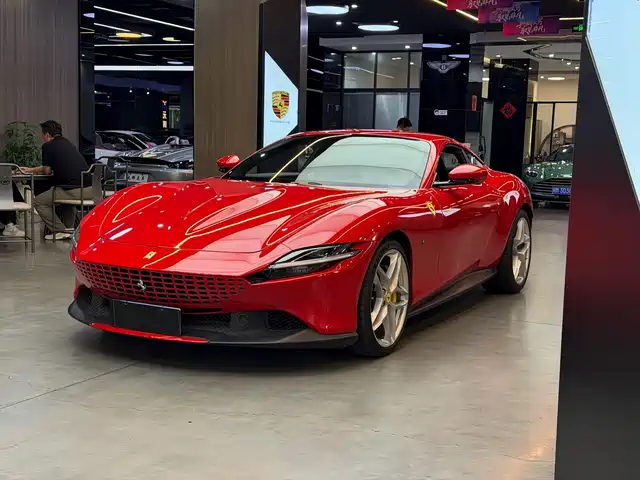 Ferrari Roma 3.9T V8