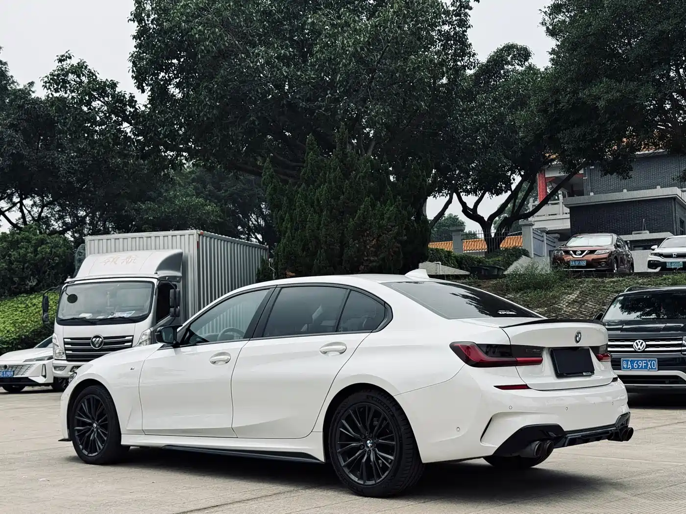 BMW 3 Series 2020 Facelift 325Li M Sport Night Edition фото 4