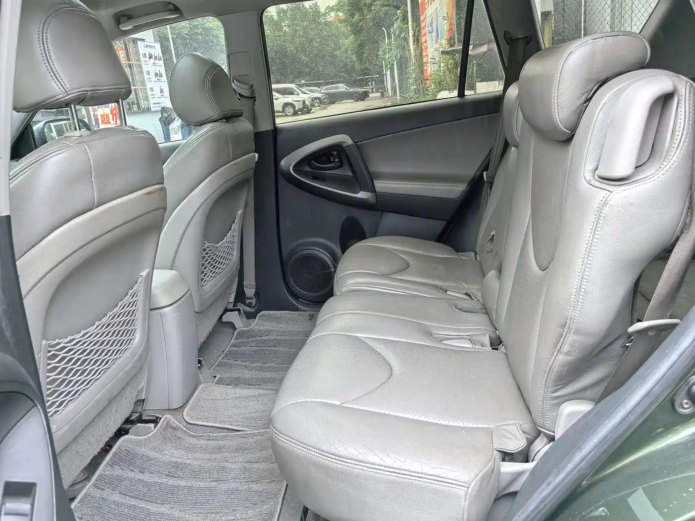 Toyota RAV4 Rongfang 2009 2.0L Manual Luxury Edition фото 8