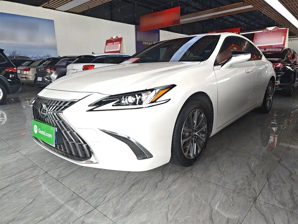 Lexus ES 2022 200 Excellence Edition