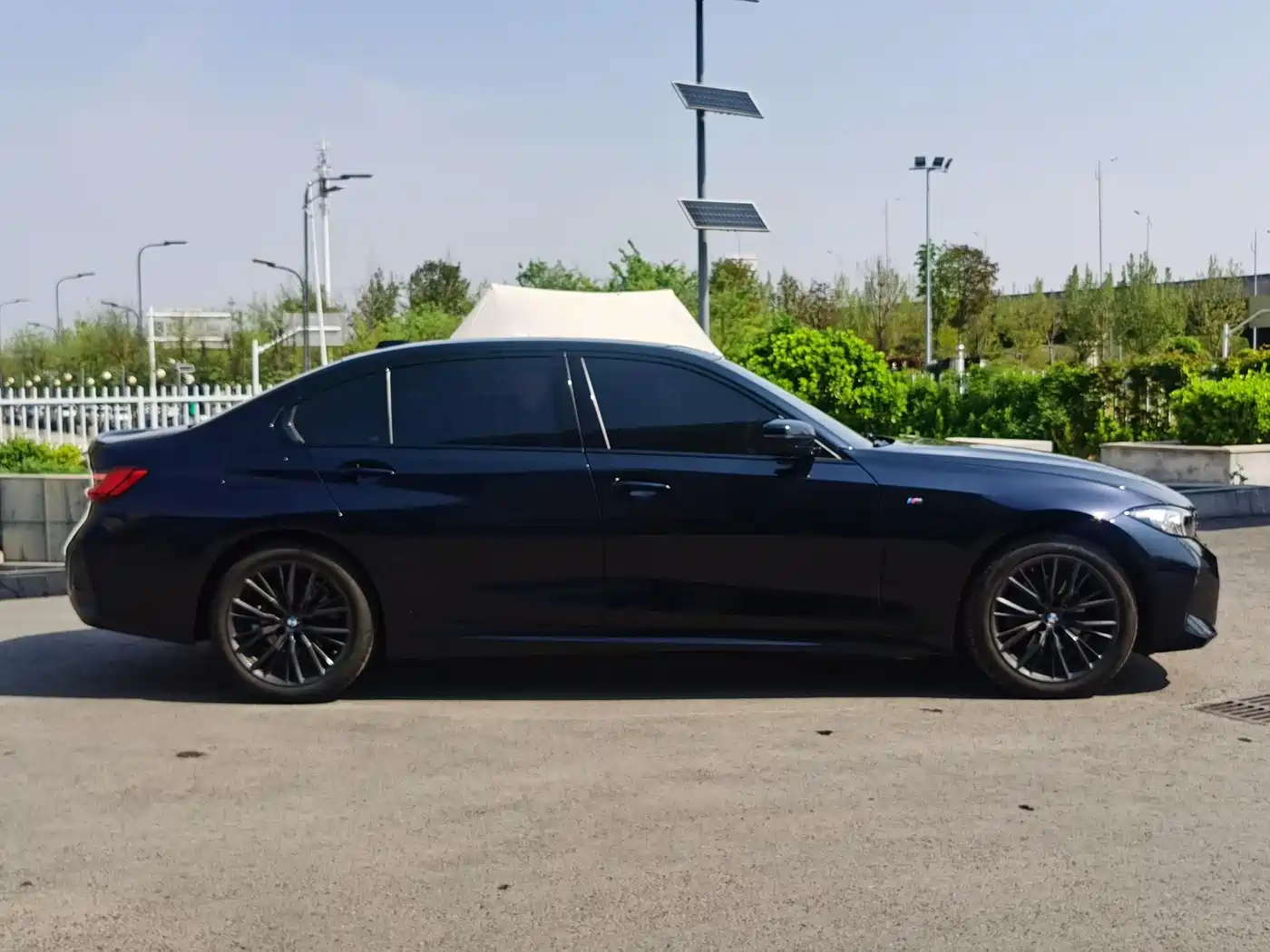 BMW 3 Series 2024 325Li M Sport Shadowline Package фото 4