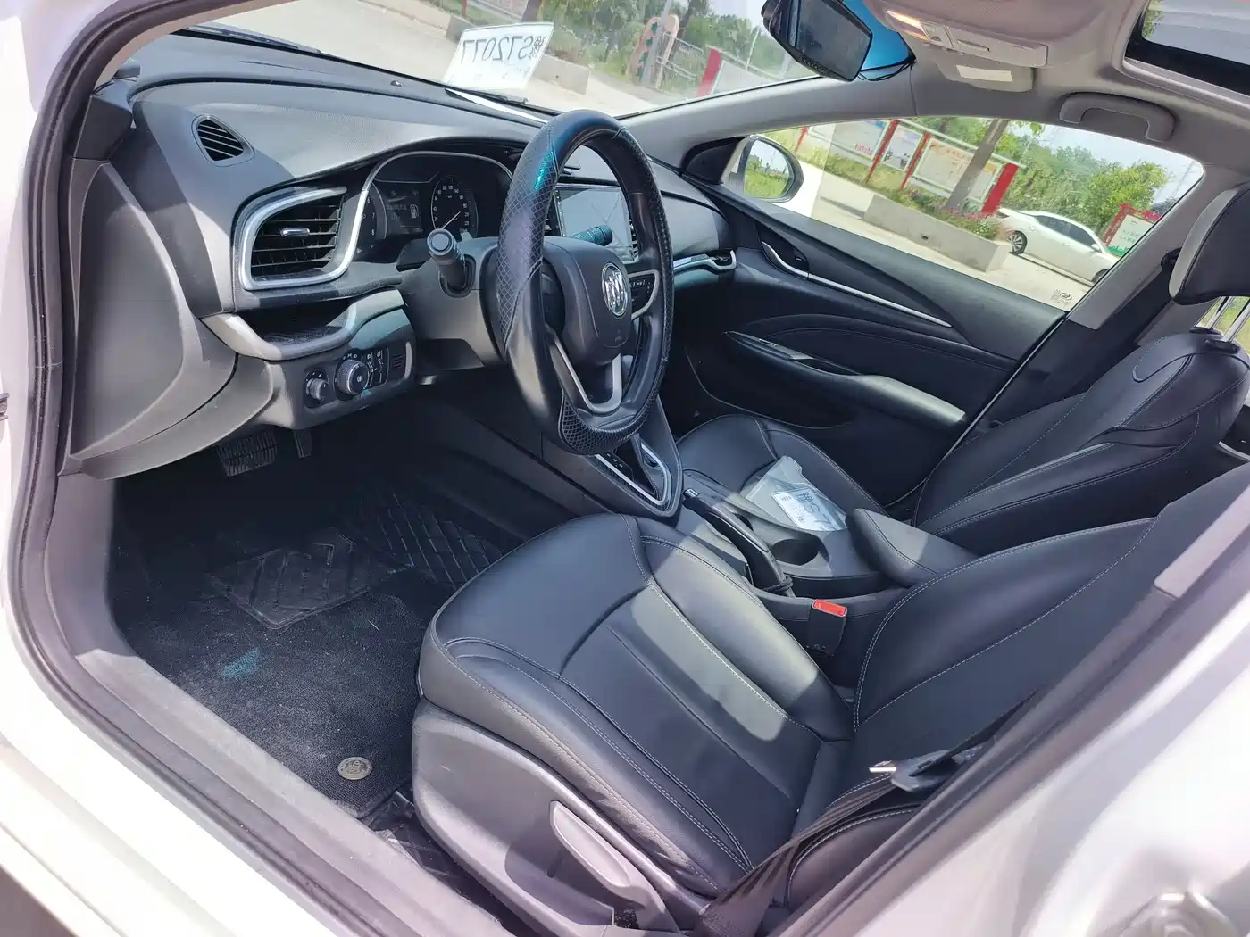Buick Excelle 2017 15N Automatic Luxury фото 4