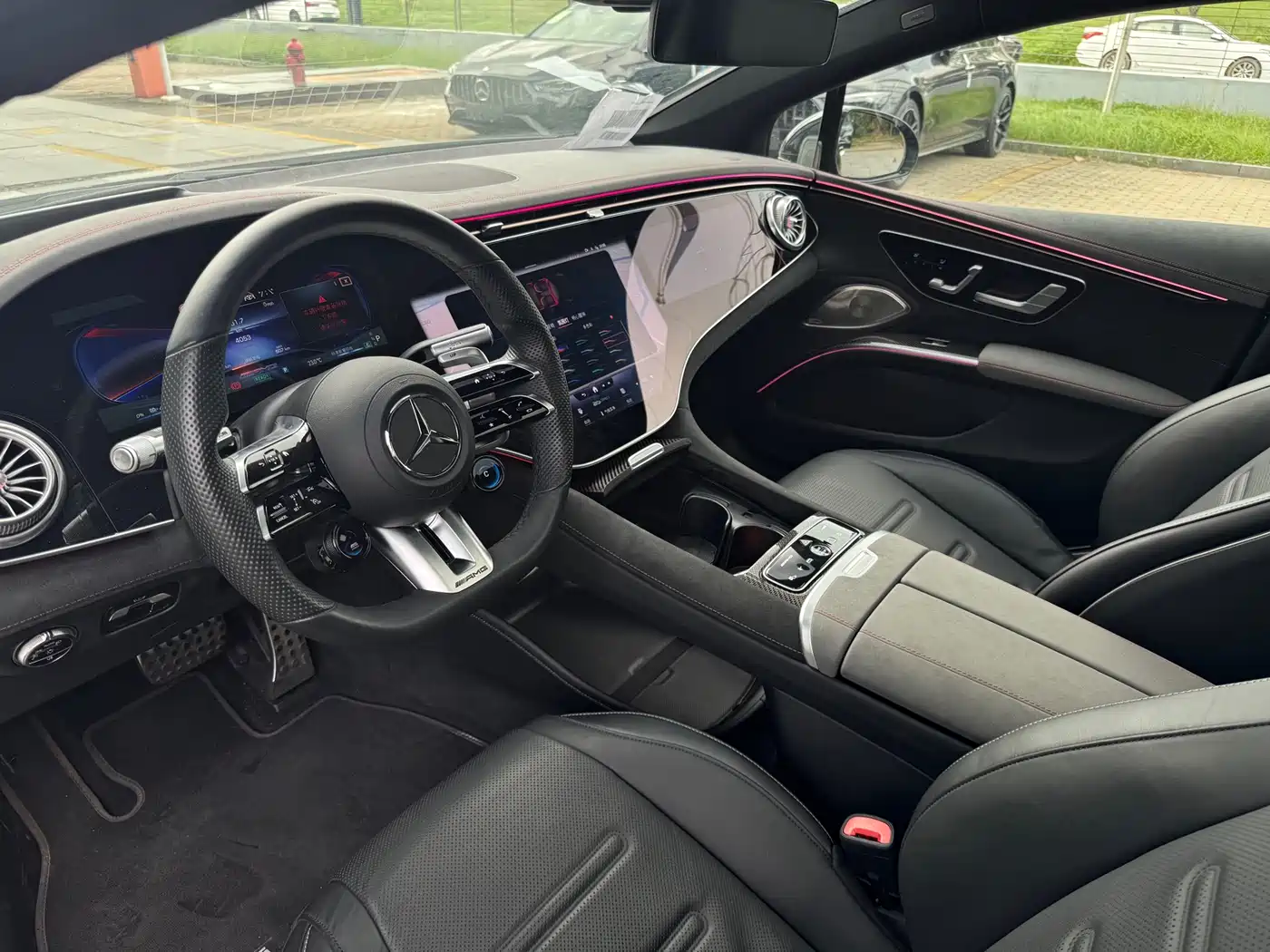 MERCEDES-BENZ EQS AMG