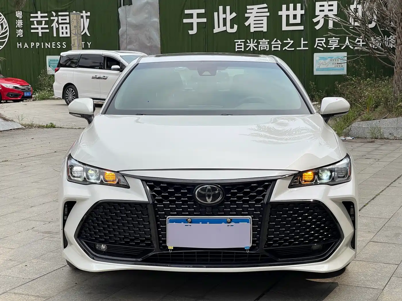 Toyota Avalon 2019 2.0L Luxury Edition (China VI) фото 2