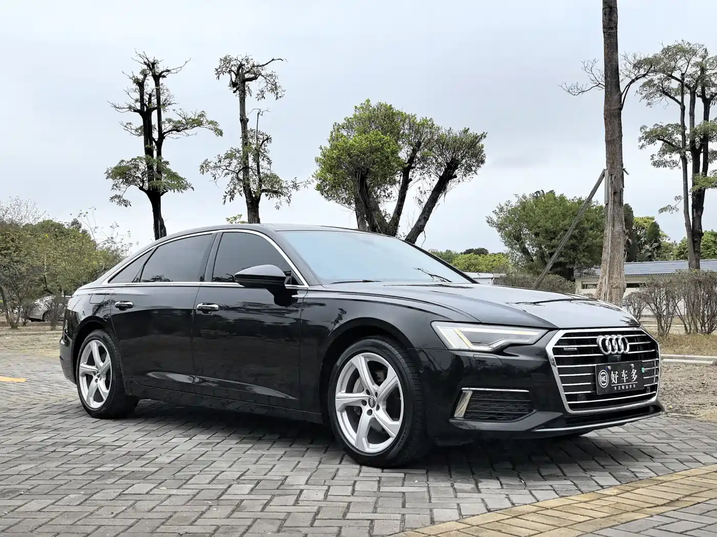 Audi A6L 2019 45 TFSI quattro Premium Elegance фото 3