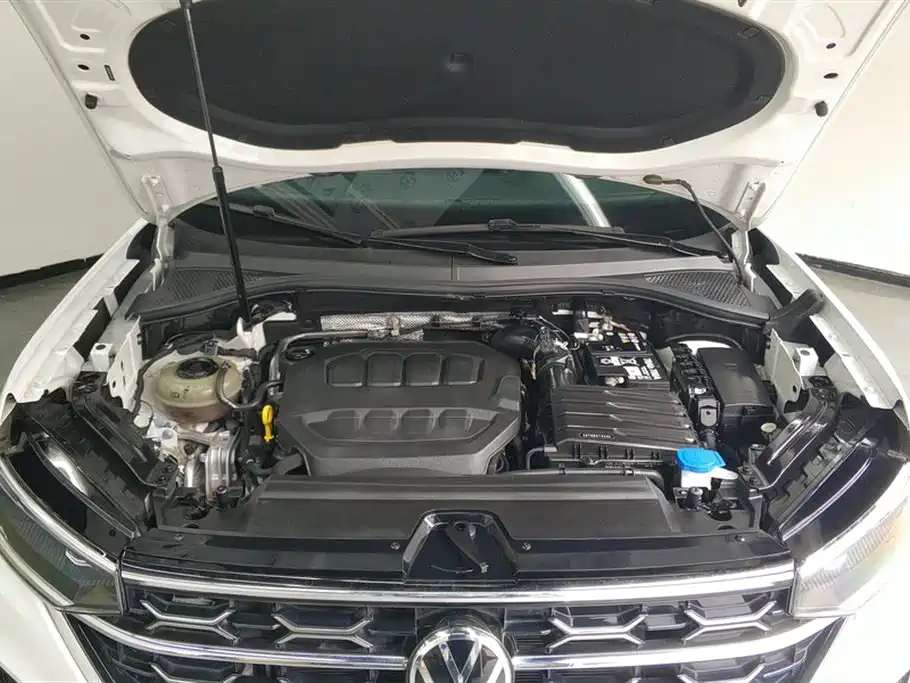 Volkswagen Tayron 2024 330TSI 2WD Luxury Plus Advanced фото 10