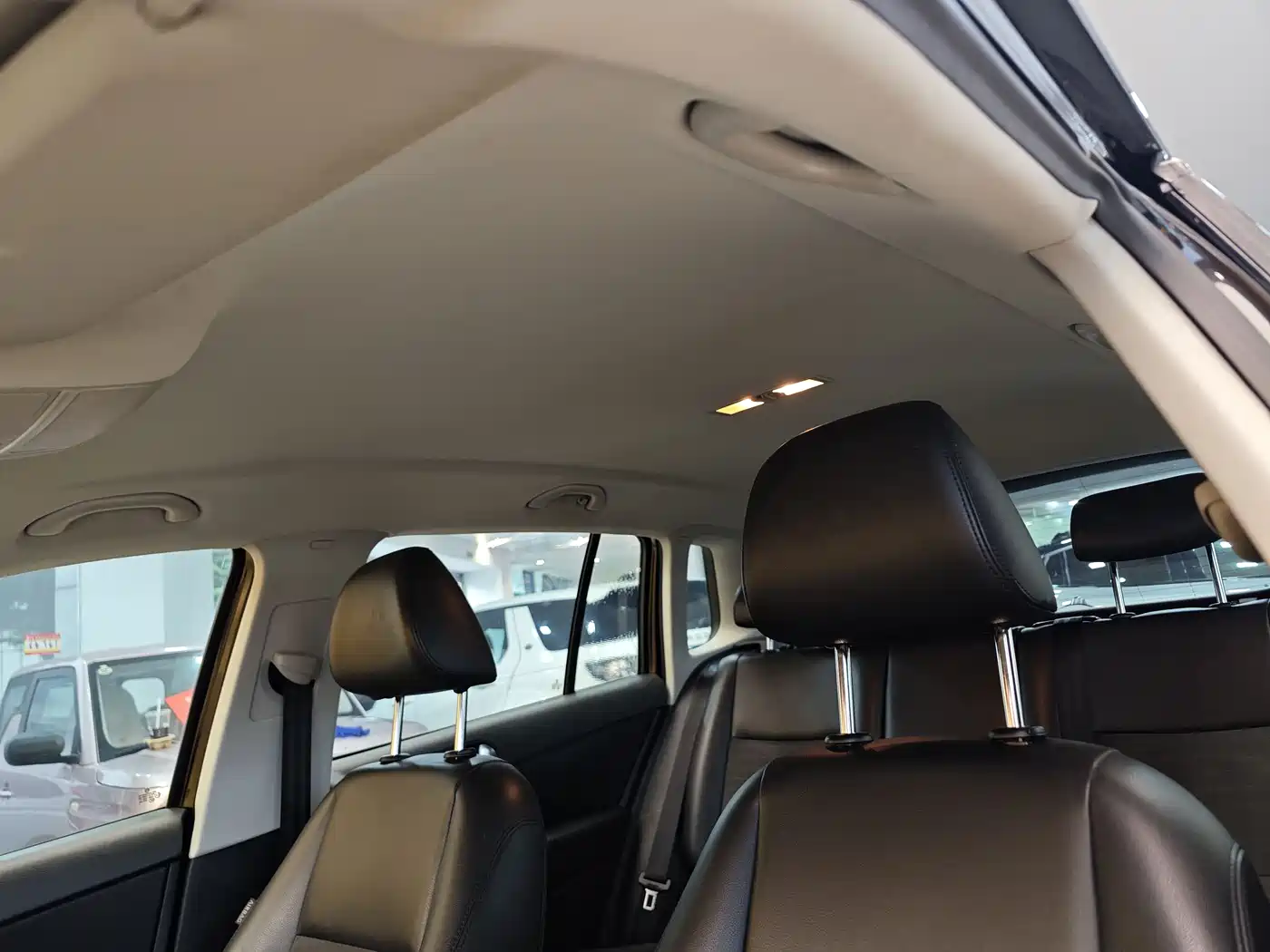 Volkswagen Tiguan 2013 1.8TSI Auto 2WD Trend Edition фото 12