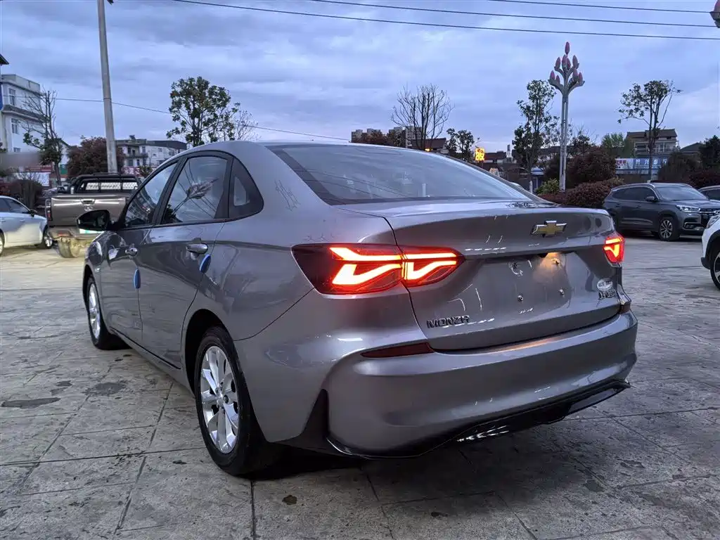 Chevrolet Monza 2023 1.5L DCT Enjoyment Edition фото 6