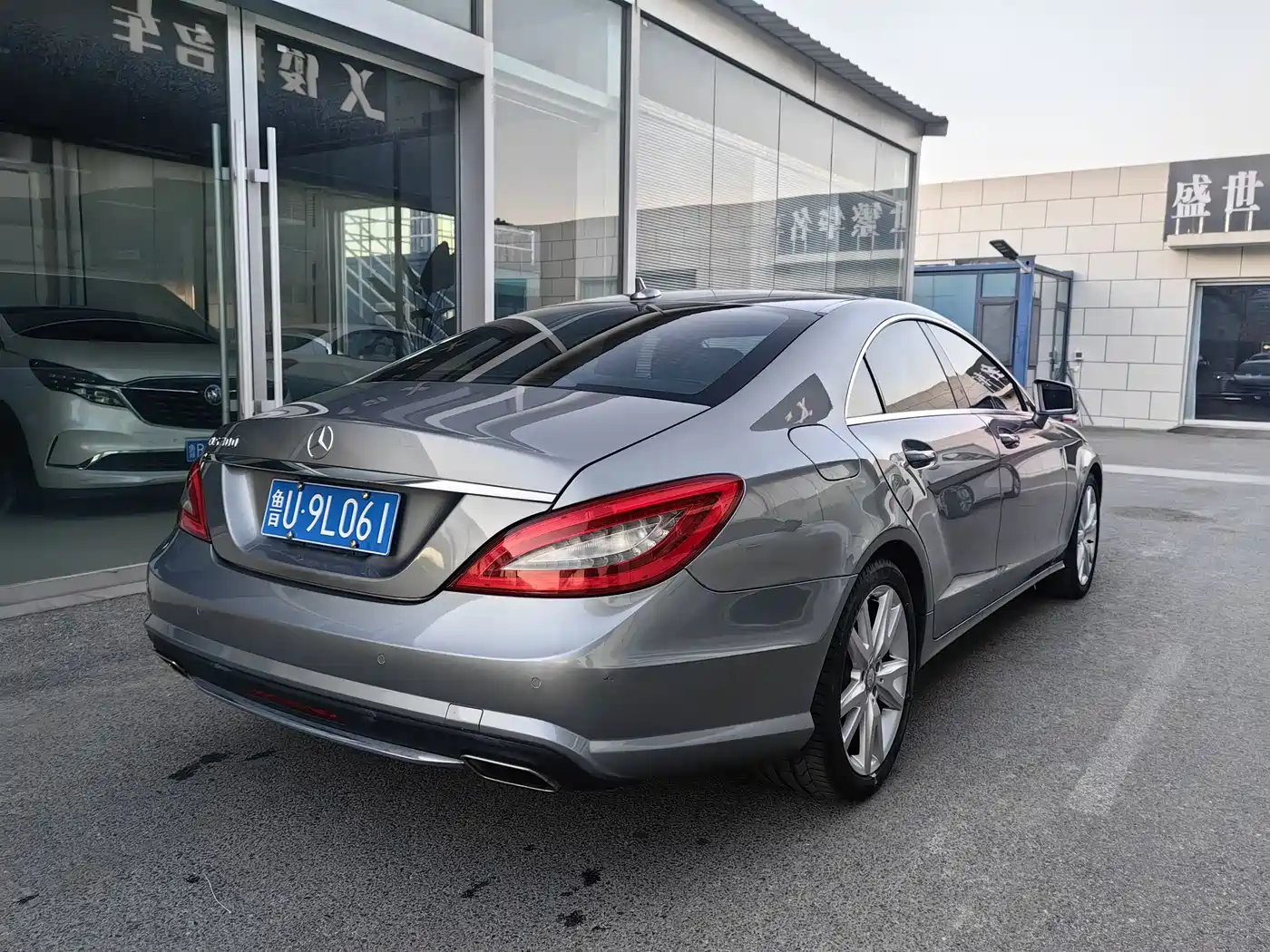 Mercedes-Benz CLS 2012 CLS 300 CGI фото 4