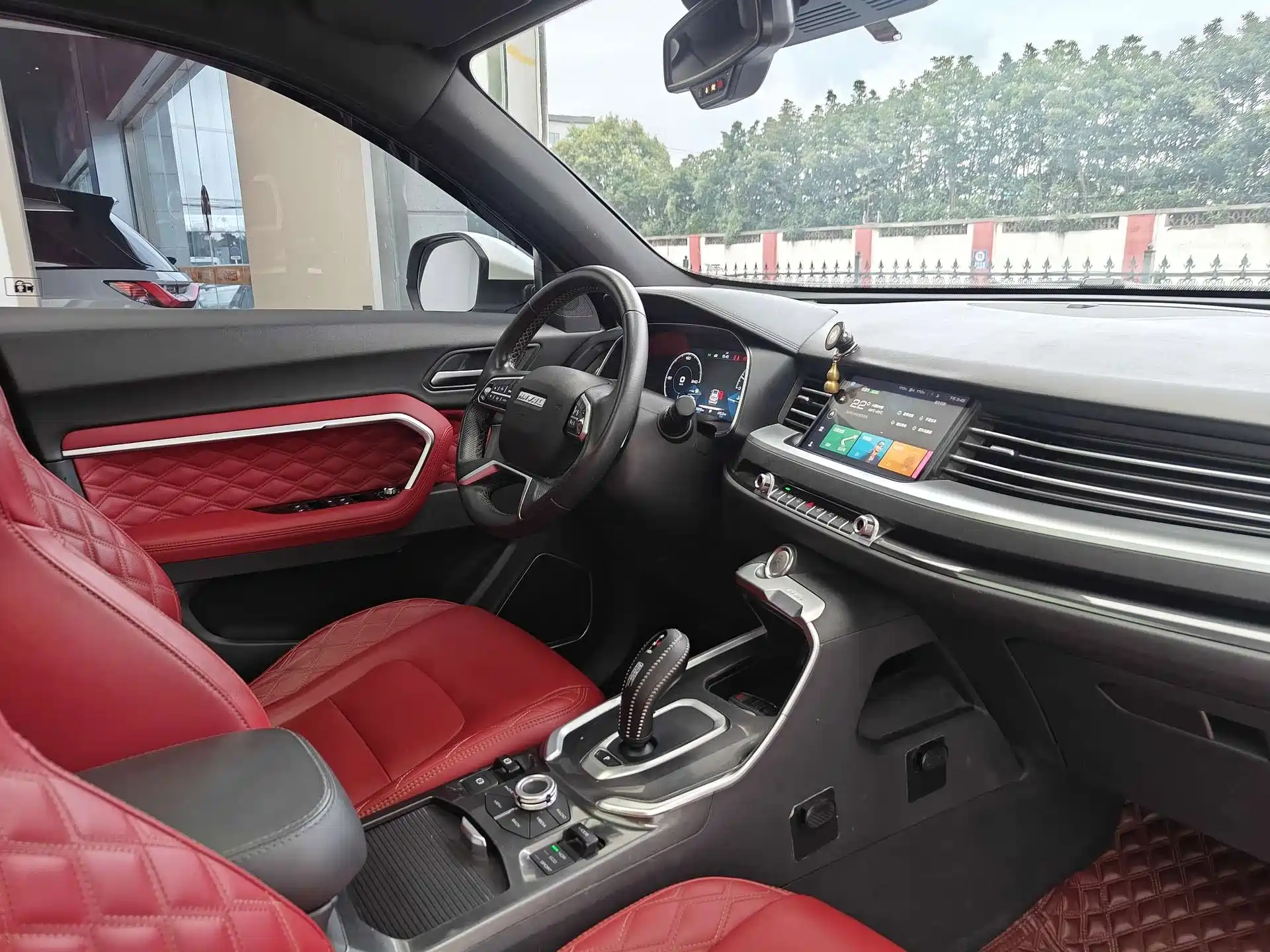 Фото 14 - Haval H6