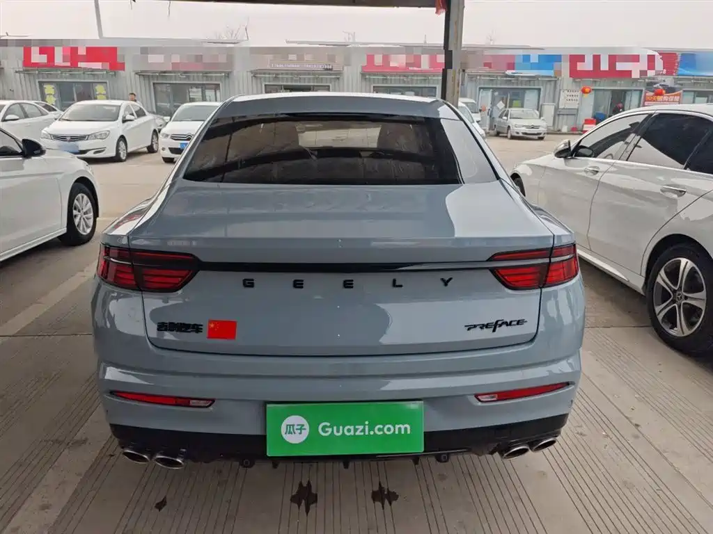 Фото 6 - Geely Preface