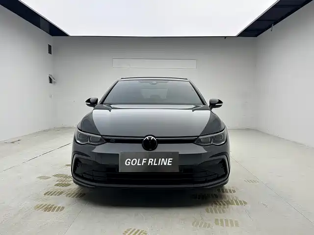 Volkswagen Golf 2023 280TSI DSG R-Line 20th Anniversary Edition — фото 2