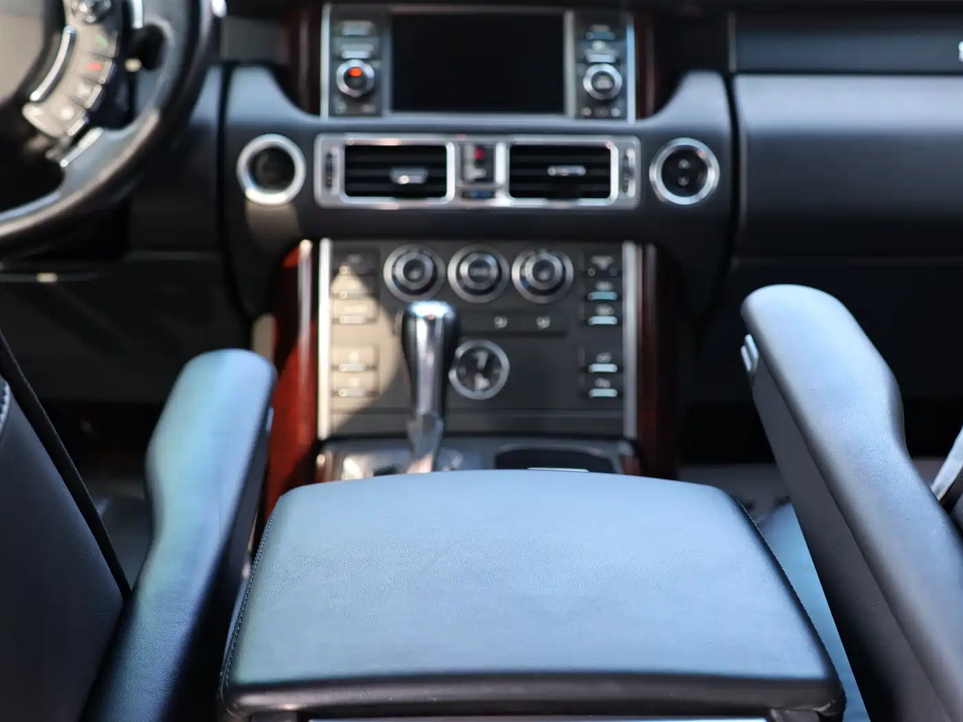 Land Rover Range Rover 2012 5.0 NA V8 фото 9