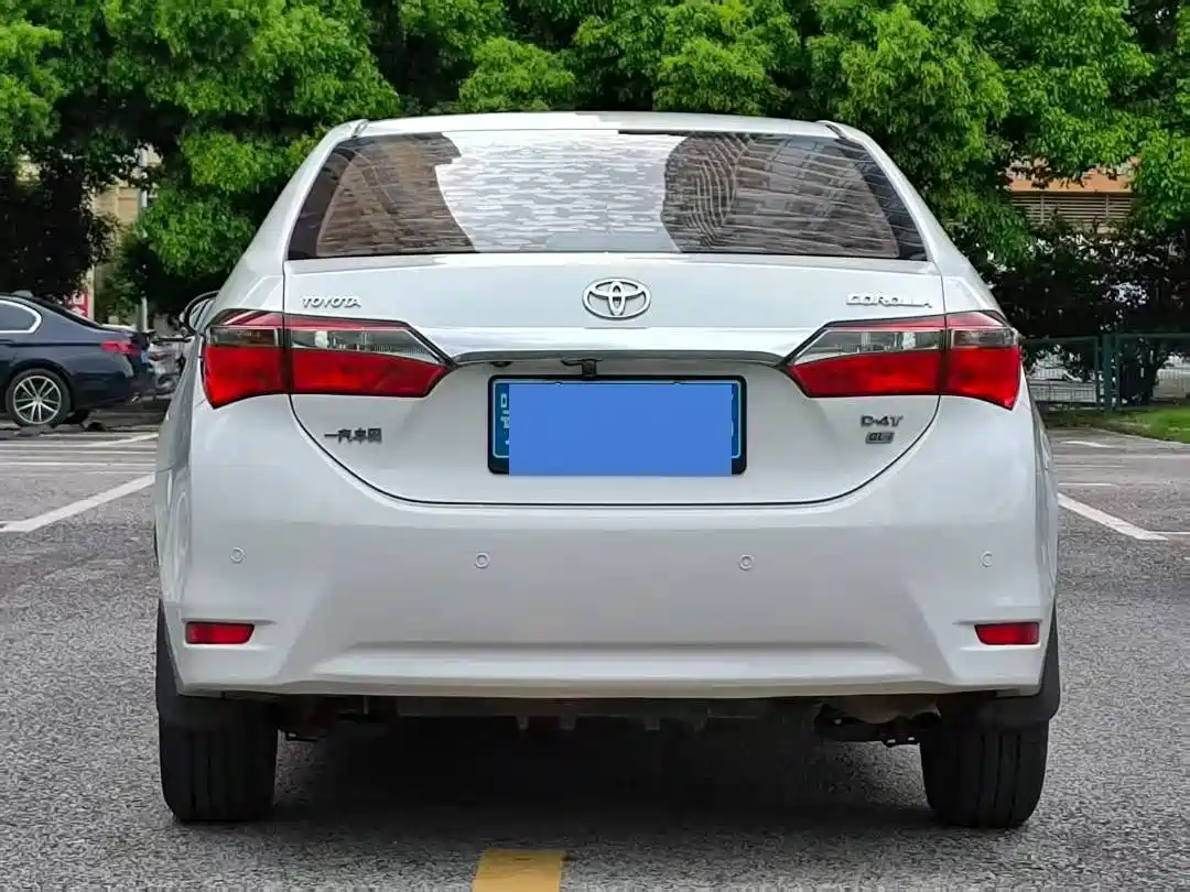 Toyota Corolla 2017 Facelift 1.2T S-CVT GL фото 8