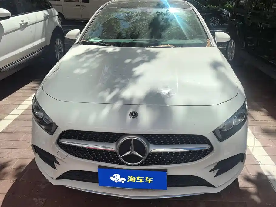 Mercedes-Benz A-Class 2021 A 200 L Sport Sedan Dynamic Type фото 2