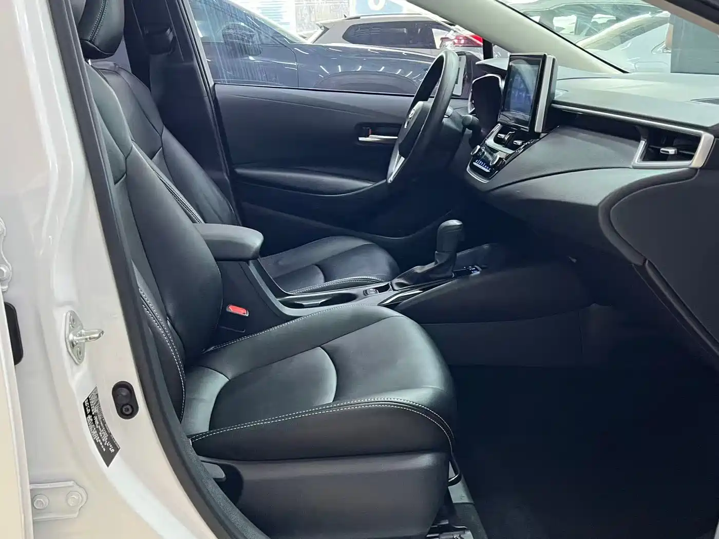 Toyota Corolla 2021 1.2T S-CVT Elite PLUS Edition фото 16