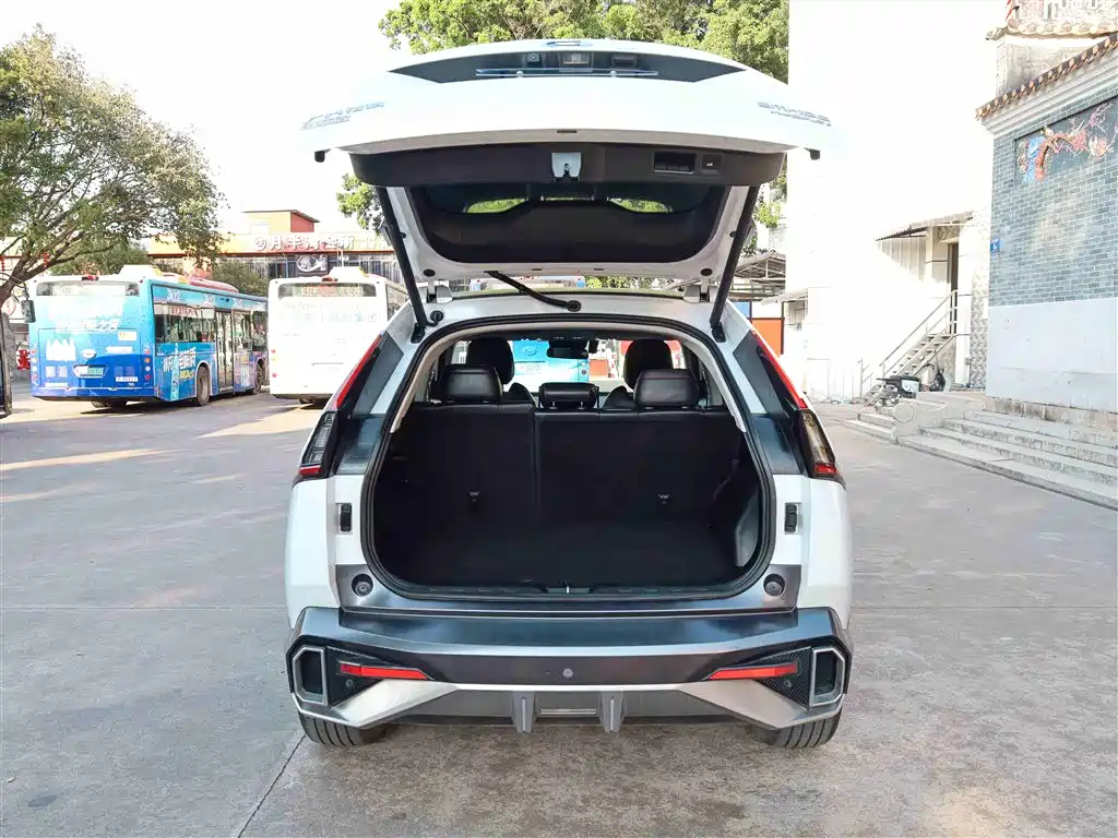 GAC TRUMPCHI SHADOW COOL