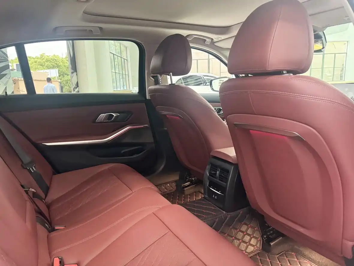 BMW 3 Series 2025 325Li M Sport Package фото 15