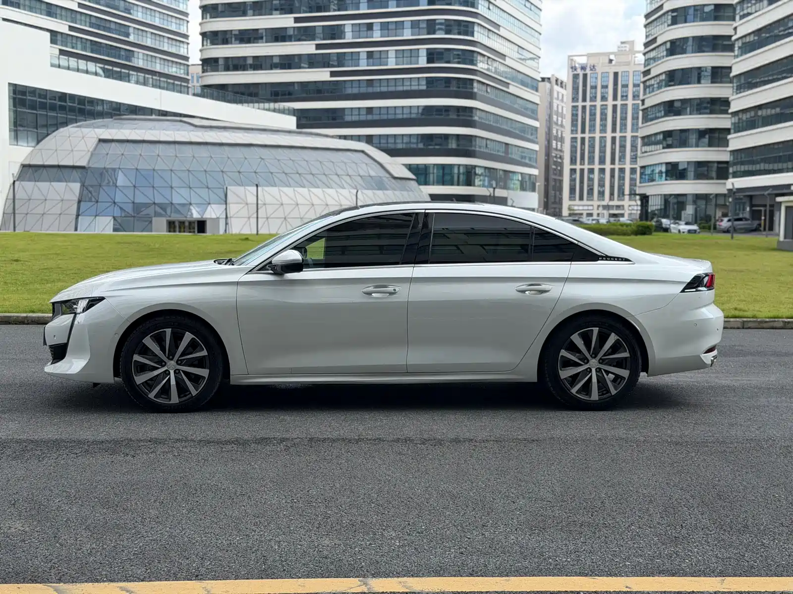 Фото 6 - Peugeot 508