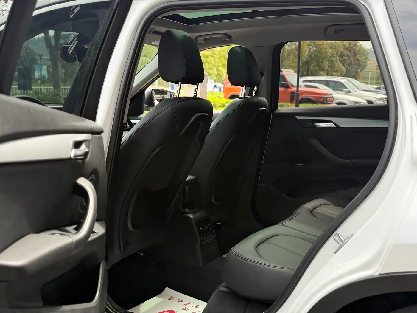 BMW X1 2019 sDrive20Li Leading Model фото 9