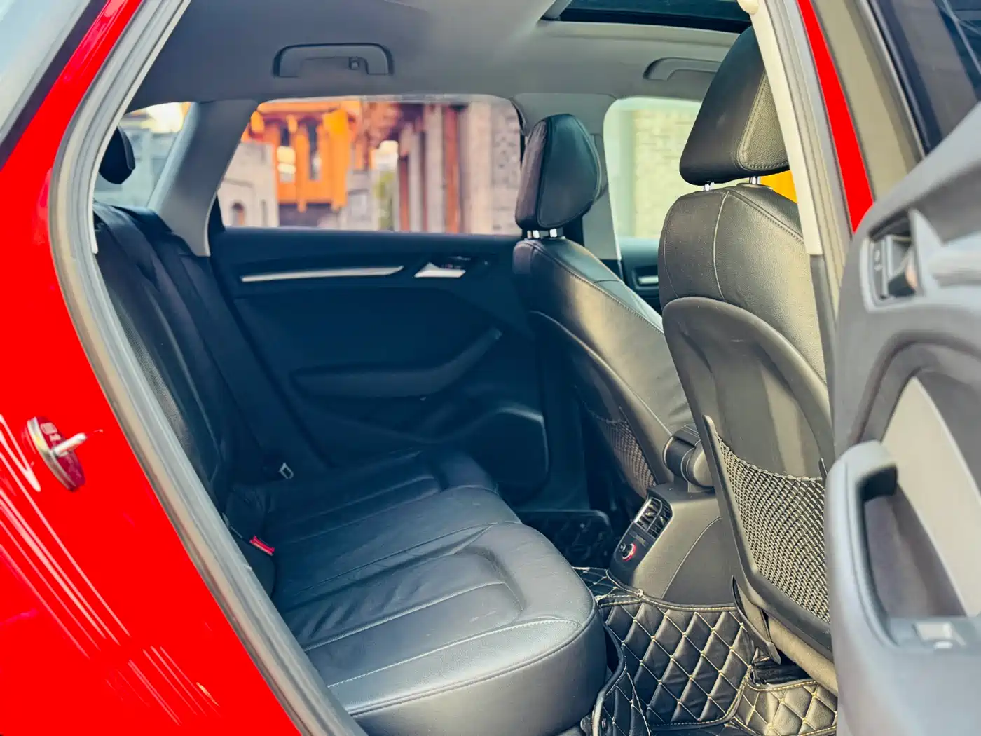 Audi A3 2014 Sportback 35 TFSI Automatic Comfort фото 14