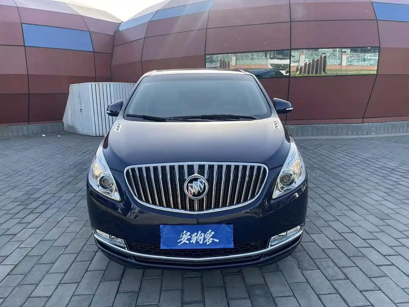 Buick GL8 2014 3.0L GT Luxury Business Elegance фото 3